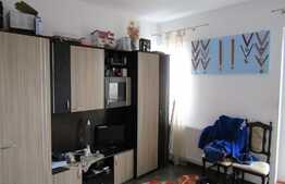 3 camere, 54 mp, decomandat, terasa 40 mp, boxa, parcare, zona strazii Oasului