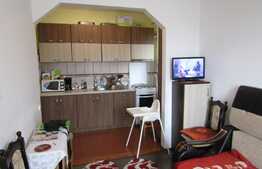 3 camere, 54 mp, decomandat, terasa 40 mp, boxa, parcare, zona strazii Oasului