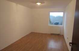 De vanzare apartament 2 camere, 50 mp, decomandat, zona Oncos