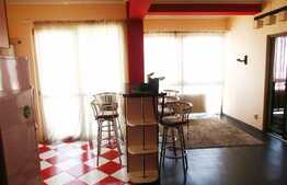 Apartament cu 3 camere, 60 mp, parcare, zona Complexului Nora