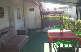 Apartament 3 camere, 70 mp, decomandat, terasa 70 mp, zona Iulius Mall