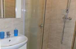 Garsoniera 30 mp, decomandata, curte comuna, zona Piata Mihai Viteazu