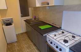 Garsoniera 30 mp, decomandata, curte comuna, zona Piata Mihai Viteazu