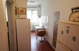 Apartament 4 camere, 62 mp, parcare, zona Casa Piratilor