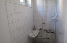 Apartament 4 camere, 62 mp, parcare, zona Casa Piratilor