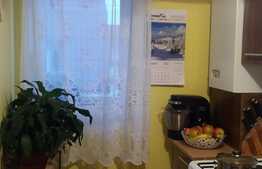 Vanzare apartament 2 camere, 50 mp! Mobilat si utilat! Zona strazii Eroilor!