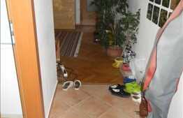 De vanzare apartament cu 3 camere, complet moilat, 63 mp, zona strazii Hateg