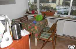 De vanzare apartament cu 3 camere, complet moilat, 63 mp, zona strazii Hateg