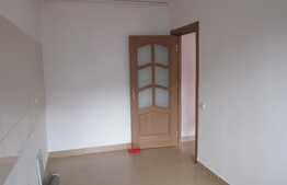 Vanzare apartament 2 camere, 61 mp! Parcare cu CF! Zona strazii Stejarului!