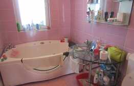 Apartament de vanzare, 2 camere, 53 mp! Zona strazii Eroilor!