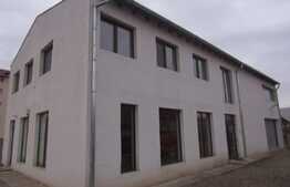 Vanzare spatiu comercial plus apartament, 300 mp, imobil nou! 