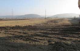 Vanzare teren de 6450 mp, front stradal de 23 ml! Toate utilitatile! 