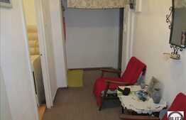 Apartament zona Piata Hermes, 2 camere semidecomandate, 53 mp. Bloc reabilitat