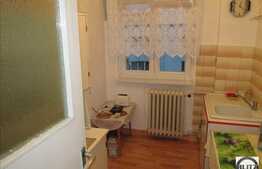 Apartament zona Piata Hermes, 2 camere semidecomandate, 53 mp. Bloc reabilitat