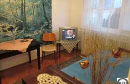 Apartament zona Piata Hermes, 2 camere semidecomandate, 53 mp. Bloc reabilitat