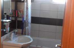 Apartament 3 camere, 65 mp, parcare, boxa la subsol, zona Piata Hermes