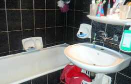 Apartament 2 camere, 65 mp, decomandat, parcare, zona Calvaria