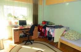 Apartament 2 camere, 65 mp, decomandat, parcare, zona Calvaria