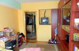 Apartament 2 camere, 65 mp, decomandat, parcare, zona Calvaria