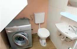 Garsoniera, 35 mp, decomandata, scara interioara, zona strazii Horea