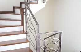 Duplex cu 4 camere, 174 mp, front 30 ml, 400 mp teren, zona linistita!