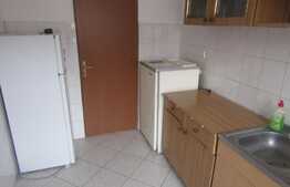 De vanzare apartament cu 2 camere, 54 mp! Parcare! Zona strazii Eroilor!