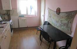 Apartament 2 camere, 52 mp, decomandat, boxa la subsol, zona Hotel Golden Tulip