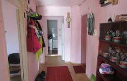 Apartament 2 camere, 52 mp, decomandat, boxa la subsol, zona Hotel Golden Tulip