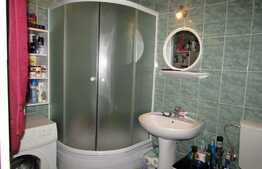 Vanzare 3 camere, 54 mp! Mobilat si utilat! Parcare! Zona Terra!