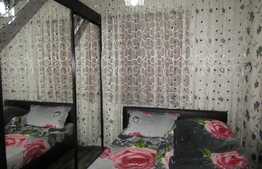 Vanzare 3 camere, 54 mp! Mobilat si utilat! Parcare! Zona Terra!