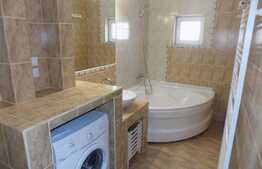 Garsoniera 40 mp, decomandata, parcare, prima inchiriere, zona strazii Mehedinti