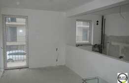 De vanzare apartament semifinisat cu 2 camere, cu balcon