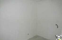 De vanzare apartament semifinisat cu 2 camere, cu balcon