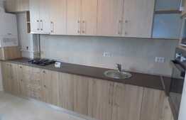 Apartament 2 camere, 54 mp, garaj, totul nou, zona Complex Sportiv