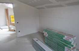 Mansarda inalta de vanzare, 2 camere, 53 mp! Zona nou dezvoltata!