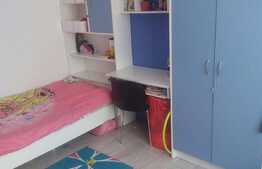 Apartament decomandat, 3 camere, 58 mp! Mobilat si utilat! Zona strazii Eroilor!