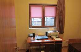 Casa pentru birouri sau de locuit, 230 mp!