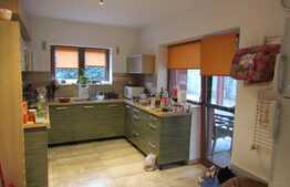 Casa pentru birouri sau de locuit, 230 mp!