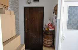 Apartament 4 camere, 89 mp, decomandat, etaj intermediar, zona Billa