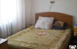 Apartament de vanzare cu 3 camere, decomandat, 70 mp, zona Billa