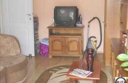 Apartament de vanzare cu 3 camere, decomandat, 70 mp, zona Billa