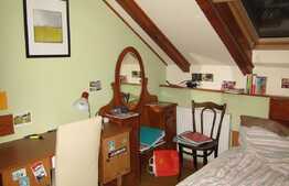 Apartament 2 camere, 70 mp, la mansarda, in casa/vila, zona Piata 14 Iulie