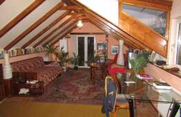 Apartament 2 camere, 70 mp, la mansarda, in casa/vila, zona Piata 14 Iulie