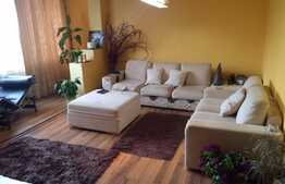 Apartament 3 camere, 75 mp, decomandat, boxa subsol, zona Bucium