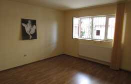 Apartament 2 camere, 60 mp, decomandat, zona Parcului Colina