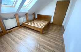 Apartament 2 camere, 67 mp in imobil tip casa, zona Piata Hermes