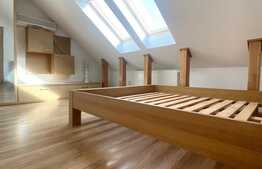 Apartament 2 camere, 67 mp in imobil tip casa, zona Piata Hermes