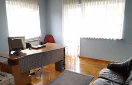 Casa individuala 260 mp utili, 1048 mp teren, zona linistita!