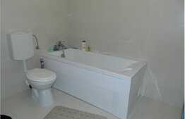 Casa individuala 203 mp, 500 mp teren, 25 ml front, zona linistita de case!