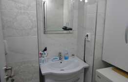 4 camere, 94 mp, decomandat, parcare, boxa la subsol, zona strazii Parang